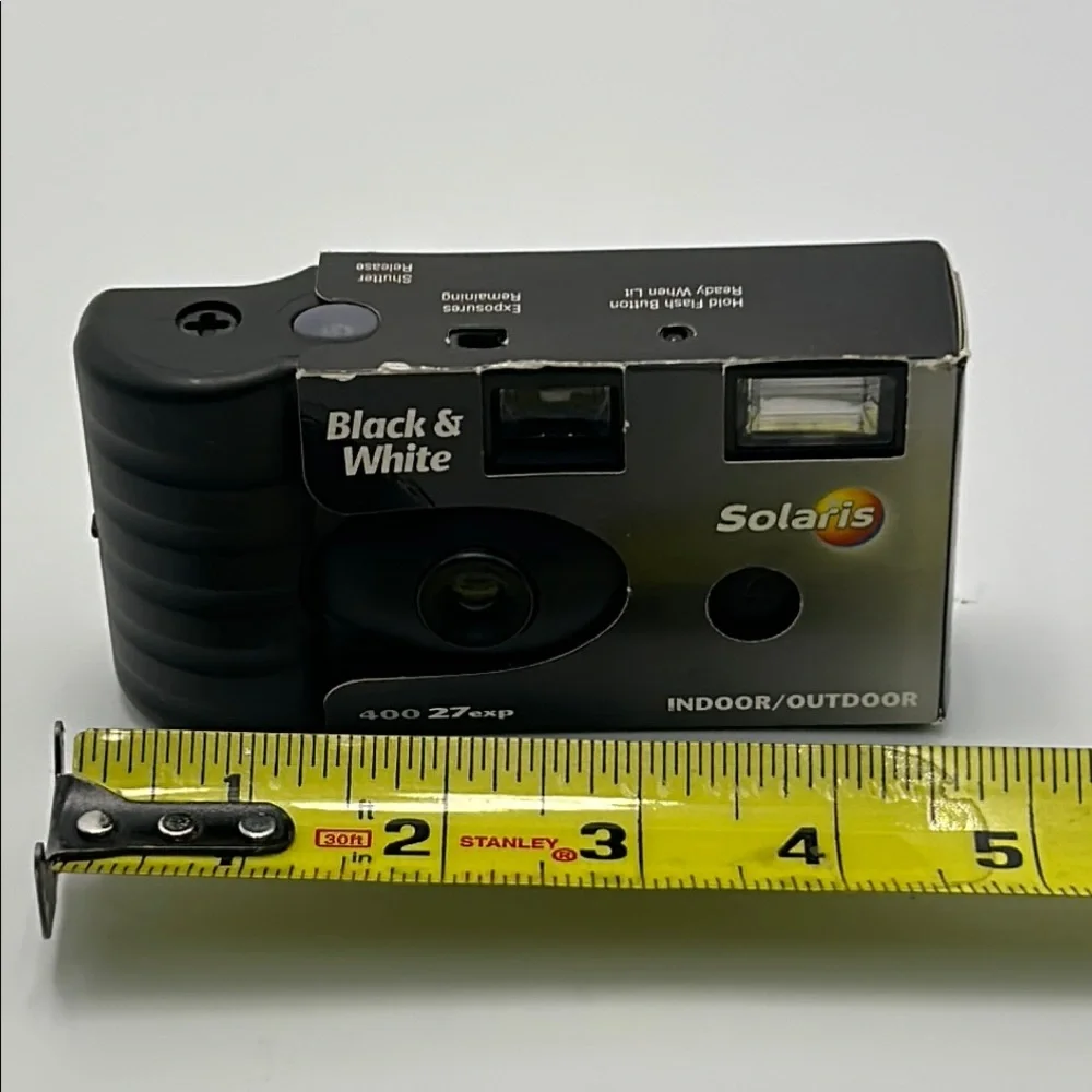 Solaris Black White Disposable Camera 400 27exp Indoor/ Outdoor